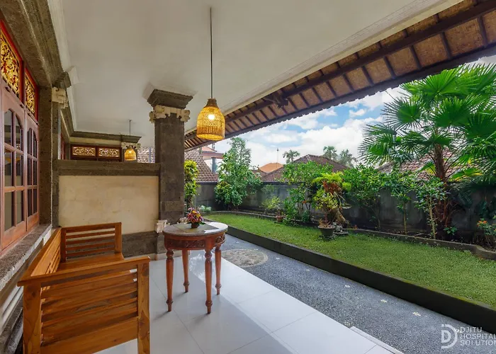 Konukevi Warji House 2 Bisma 3*